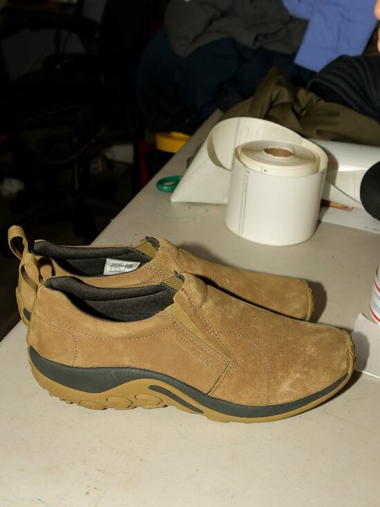 Men’s Merrell Jungle Moc‎ Regular Khaki Suede Slip-On Shoes main image 4
